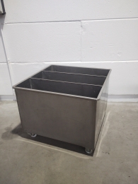 Mobile stainless steel container